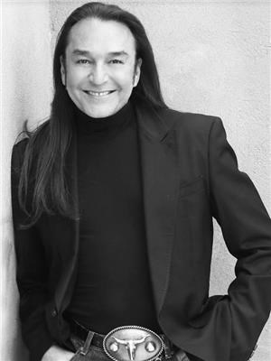 Nick Chavez – Celebrity Hair Stylist Beverly Hills